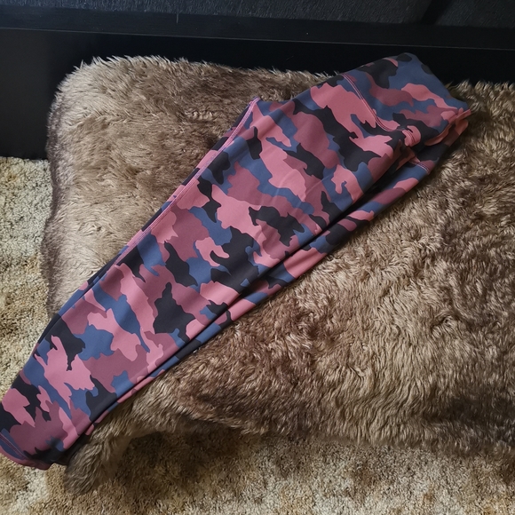 Lululemon Wunder Train High-Rise - Picture 3 of 3